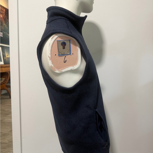 Patagonia Navy Blue Vest - Picture 5 of 5